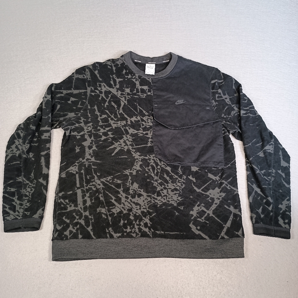 Nike Sportswear ADV Tech Pack Dri-Fit Men's Medium Textured AOP Black Pullover